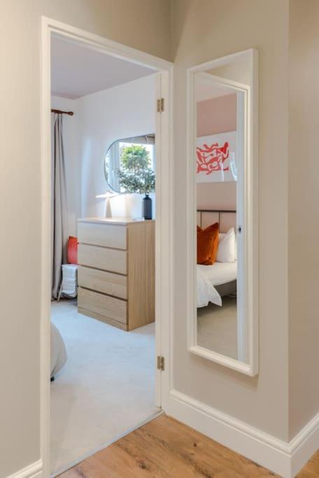 The Clissold, Two Bedroom Apartment N5 London Exterior photo